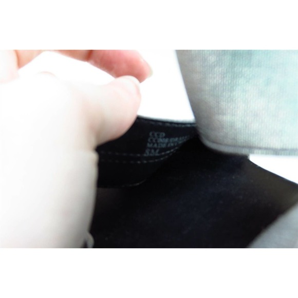 CHARLES DAVID Sz 8 M Silver Ankle Strap Synthetic Women Sandals‎ CCD - Picture 6 of 8